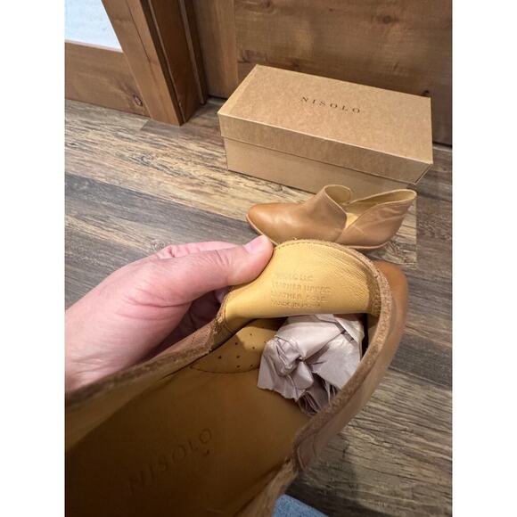 Nisolo Mia Ankle Boot Leather size 8 Almond - Picture 6 of 13